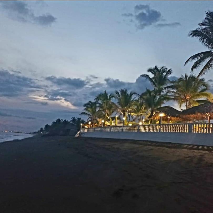 Hotel La Casona Beach El Guayabo Exterior foto